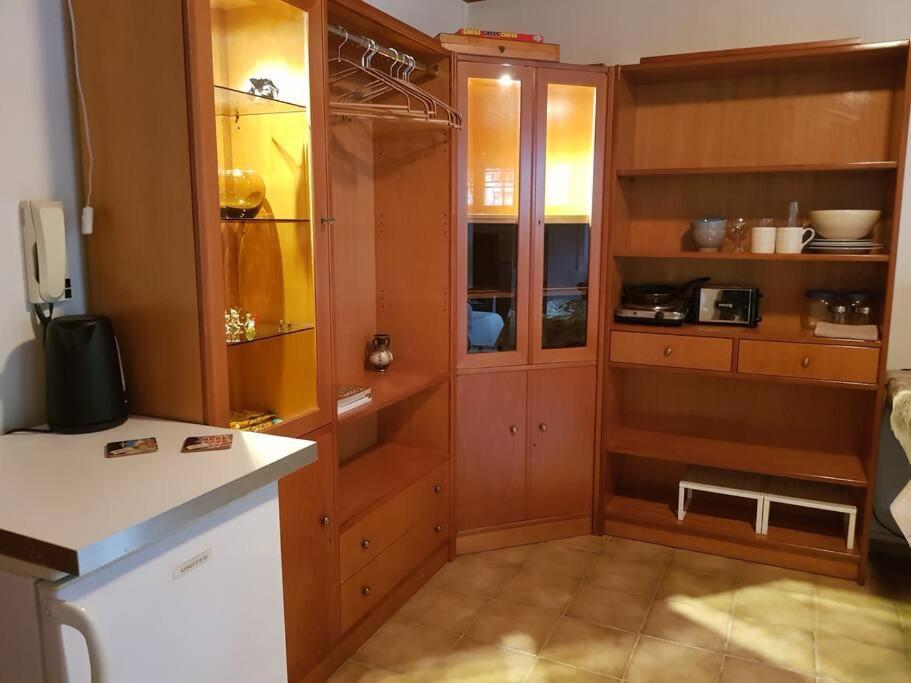 Apartment Beautiful At Glyfada